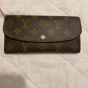 Authentic Louis Vuitton Emilie Monogram Wallet